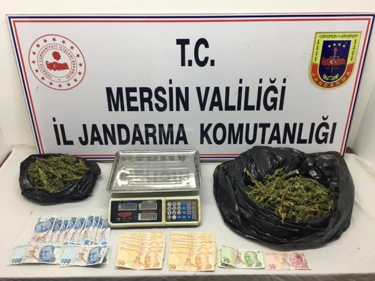 Mersin’de uyuşturucu operasyonu: 4 gözaltı