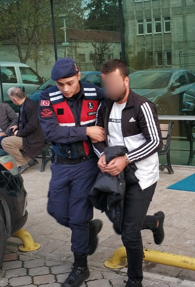 Jandarmanın uyuşturucu operasyonda 5 tutuklama