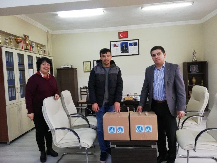 Ülkü Ocakları’ndan eğitime destek