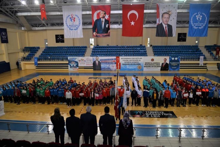 Anadolu Yıldızlar Ligi Voleybol Grup Müsabakaları başladı