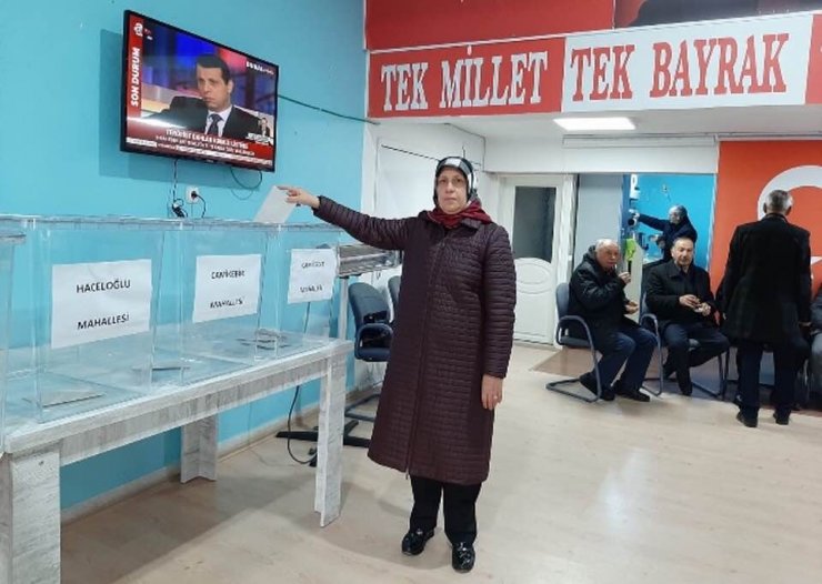 AK Parti Osmaneli olağan kongre delege seçimi yapıldı