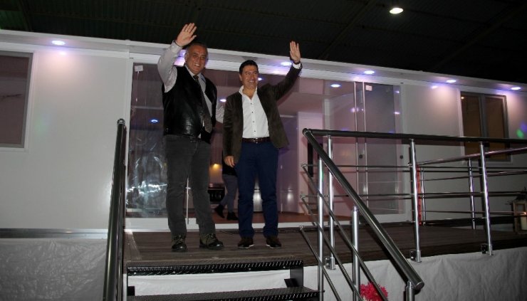 Dünyanın en büyük karavanı Bodrum’da üretildi