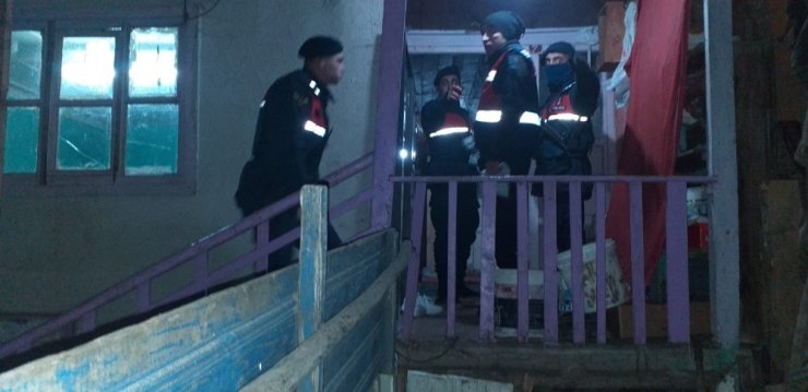 Babası tarafından vurulan 19 yaşındaki genç hayatını kaybetti