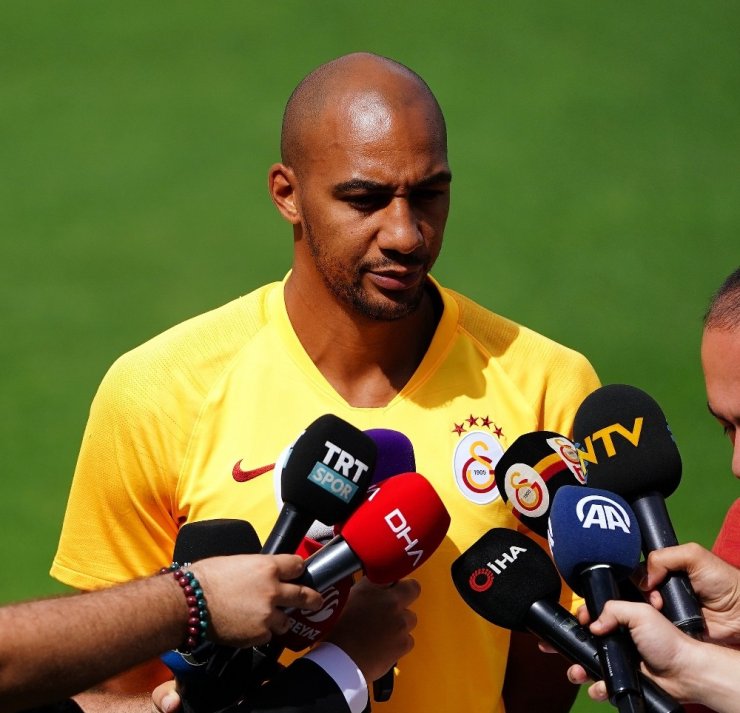 Steven Nzonzi 15 maçta 1288 dakika süre aldı