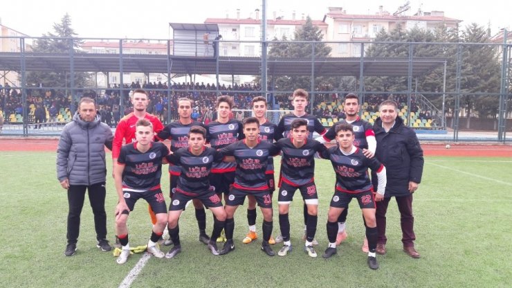 Isparta Spor Lisesi gol yemeden şampiyon oldu