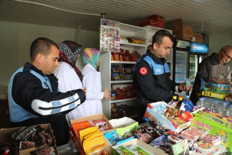 Erdemli’de katil çikolata denetimi