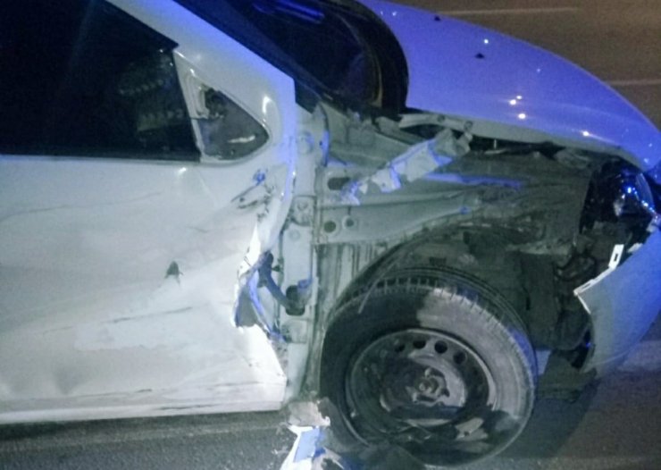 Samsun’da tır otomobil ile çarpıştı: 3 yaralı