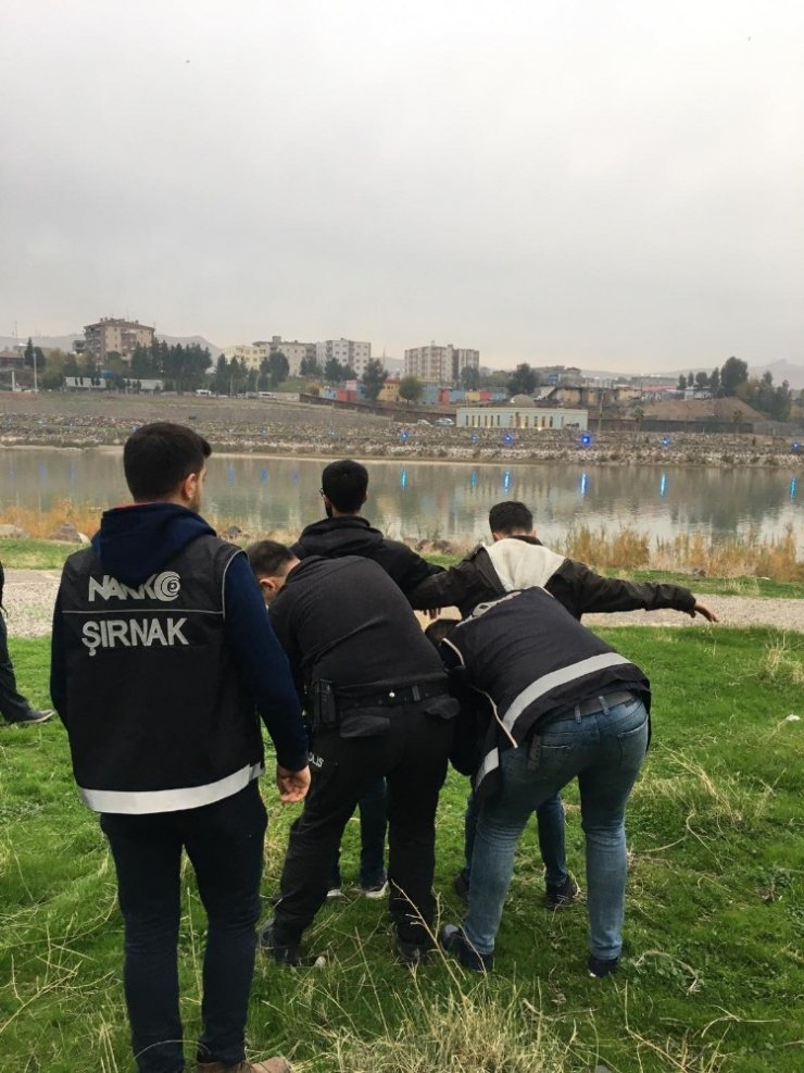 Cizre’de narkotik ve KOM ekipleri denetimleri artırdı