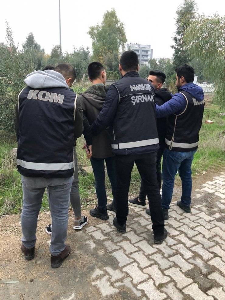 Cizre’de narkotik ve KOM ekipleri denetimleri artırdı