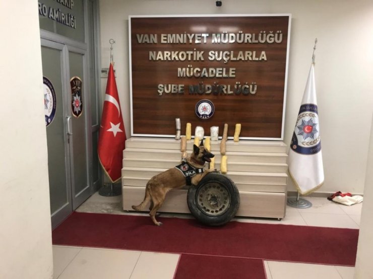 Stepne lastiği içerisine gizlenen uyuşturucu Şila’ya takıldı