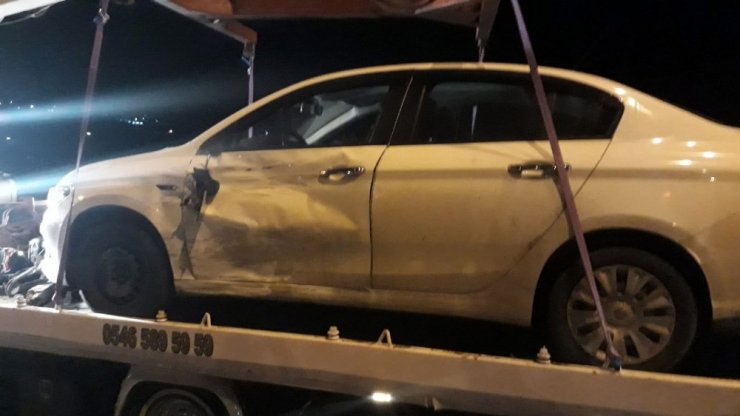 Kazada kaskı çıkan motosiklet sürücüsü öldü