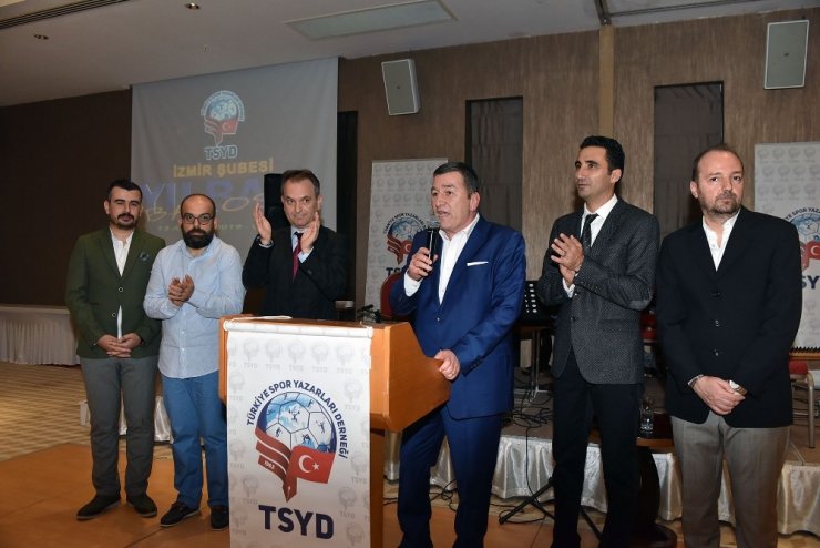 TSYD İzmir Şubesi üyeleri 2019’a veda etti