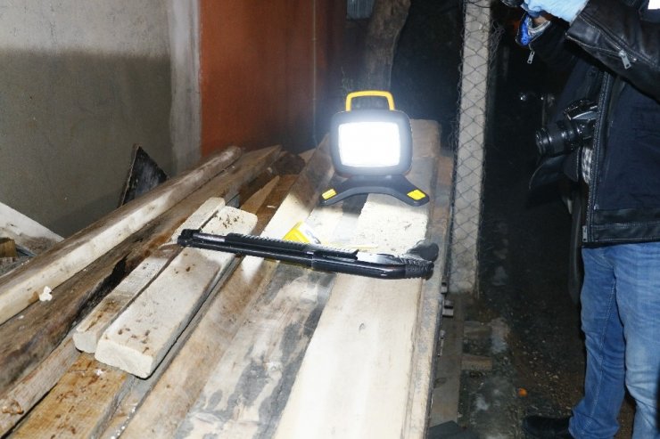 Dini nikahlı eşini pompalı tüfekle vurdu