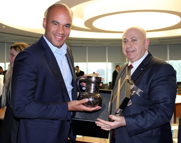 ASHİB, Güney Amerika’ya ihracat kapısını Miranda’dan aralıyor