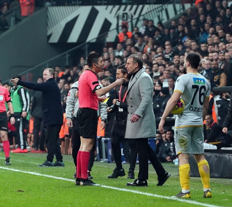 Süper Lig: Beşiktaş: 0 - Yeni Malatyaspor: 2 (Maç sonucu)