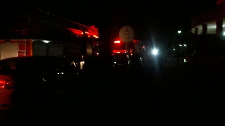 Hatay’da devlet hastanesinde yangın paniği