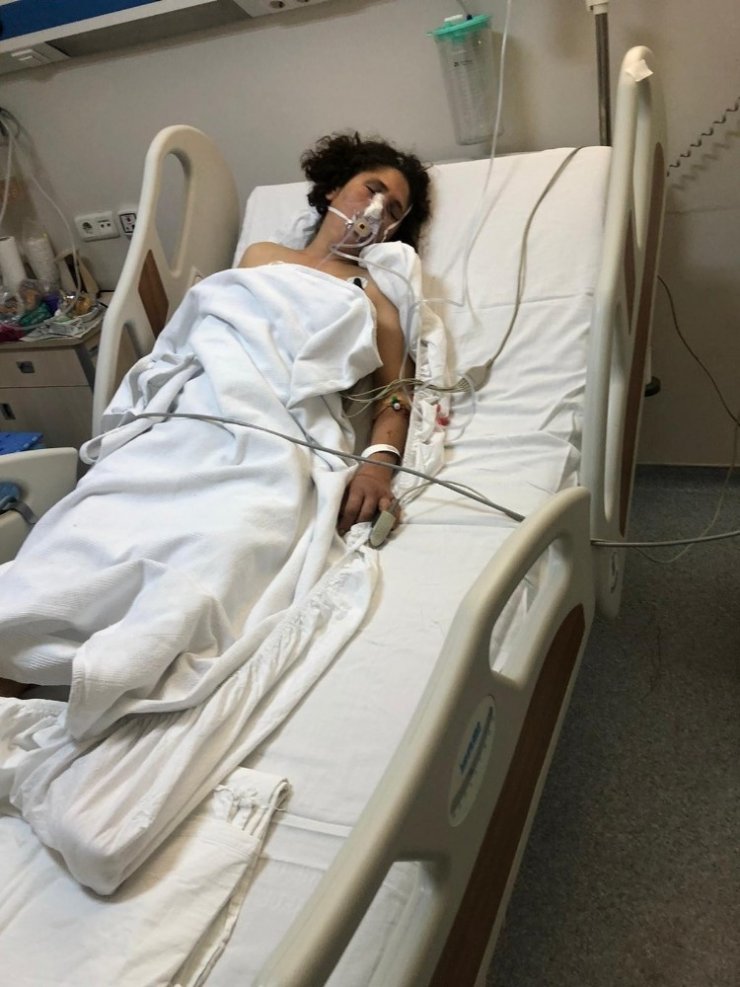 İzmir’de eşinden şiddet gördüğü iddia edilen kadın öldü