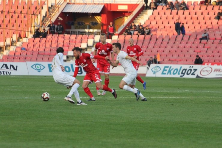 TFF 1. Lig: Balıkesirspor: 0 - Akhisarspor: 0