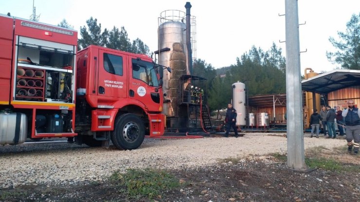 Ham petrol tankında korkutan yangın
