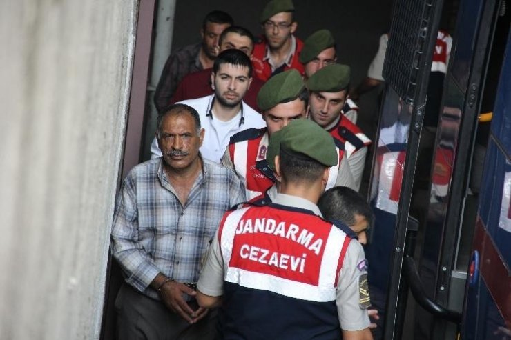 Bursa’da 3 kişinin öldüğü ’Roman düğünü’ cinayetinin sanıklarına ceza yağdı