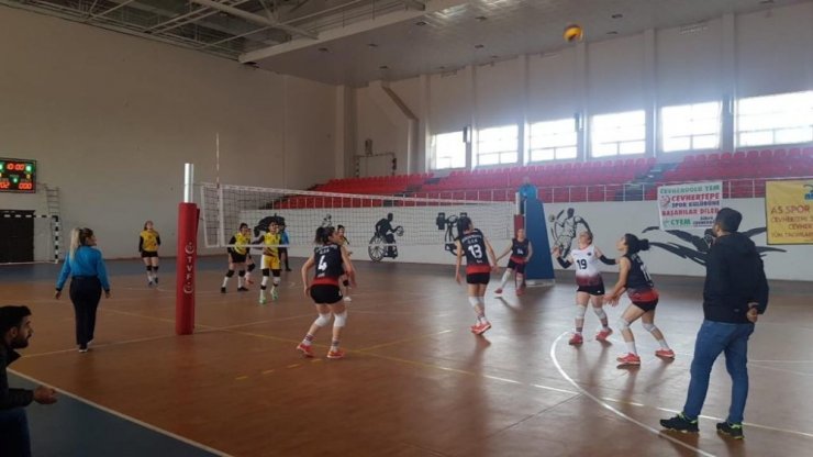 Van Kadın Voleybol Takımı Mardin’den 3 puanla döndü