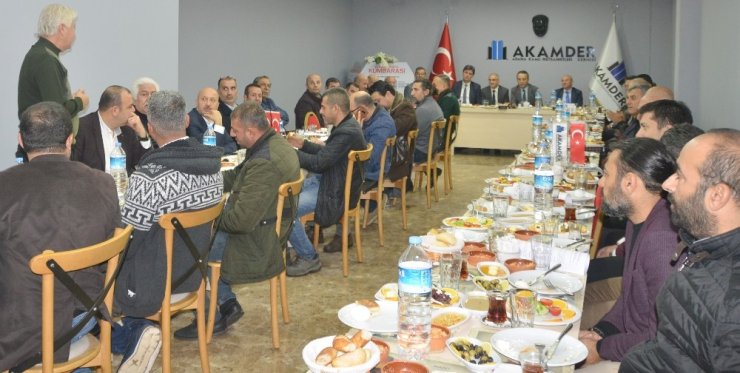 Karslıoğlu: "Sektörün gelişmesi için hedefimizde ilerliyoruz"