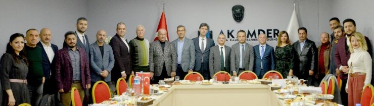 Karslıoğlu: "Sektörün gelişmesi için hedefimizde ilerliyoruz"
