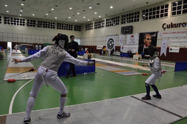 Adana eskrimcilere ev sahipliği yaptı