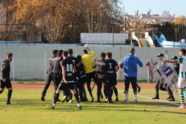 Salihli Belediyespor Kulübü’nden, Aliağa Futbol’a kınama