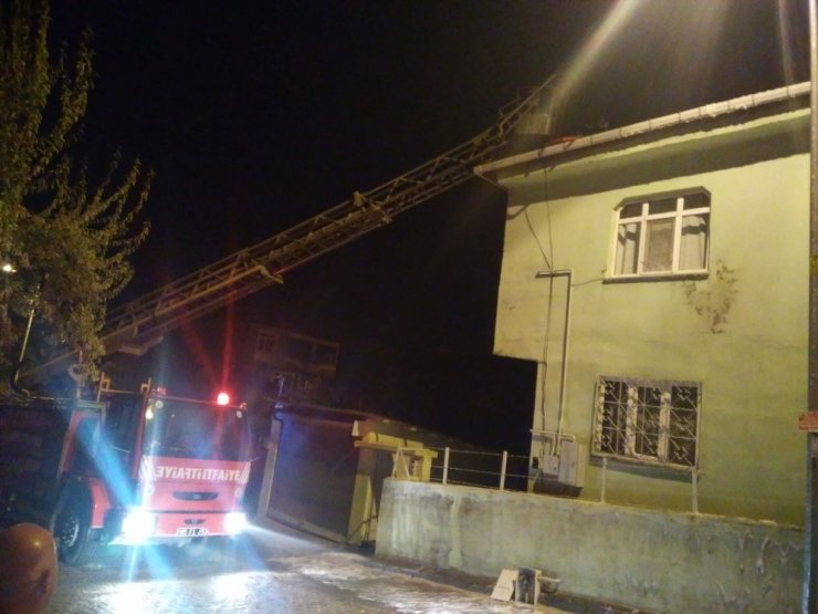 Amasya’da ev yangını