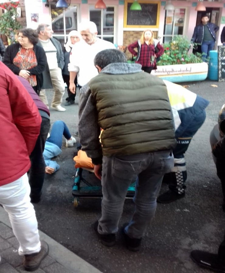 Büyükada’da başıboş at genç kızı ezdi