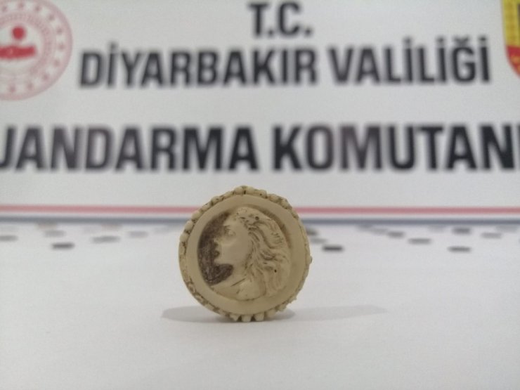 Diyarbakır’da tarihi eser operasyonu