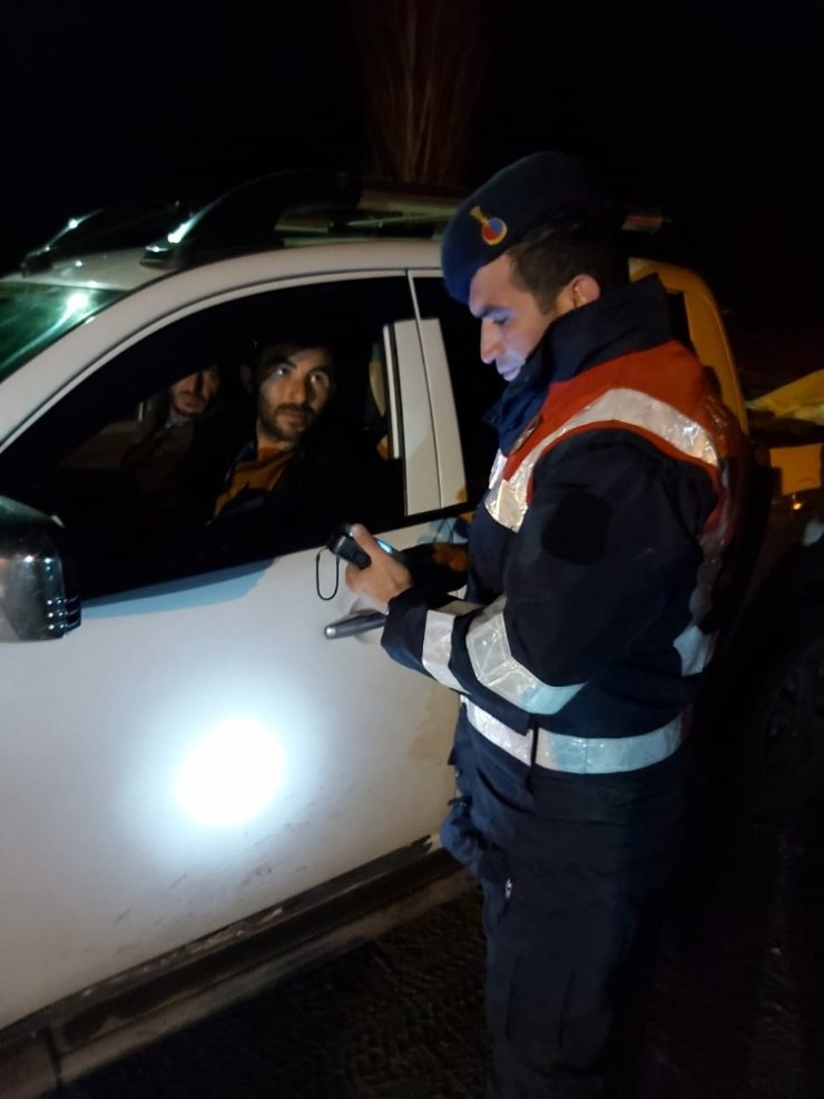Jandarmadan köy ve yayla yollarında sıkı denetim
