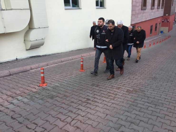 FETÖ’nün adliye ve cezaevi yapılanmasında 6 kişi gözaltına alındı