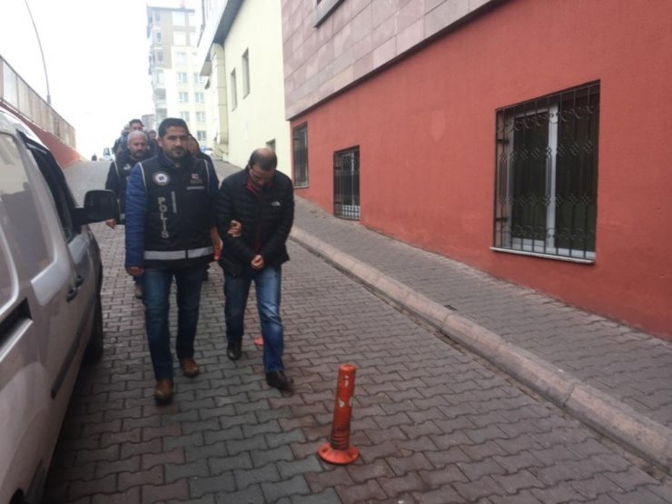 FETÖ’nün adliye ve cezaevi yapılanmasında 6 kişi gözaltına alındı