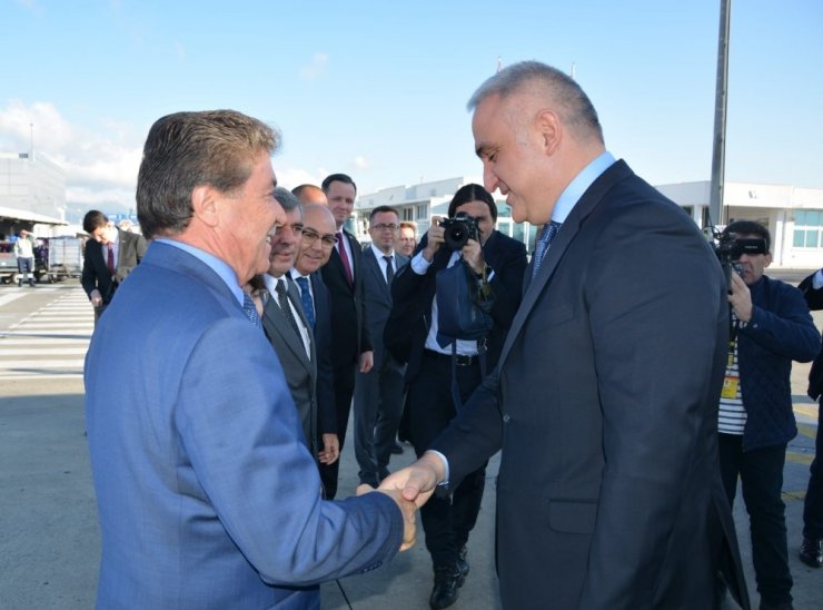 Kültür ve Turizm Bakanı Ersoy KKTC’de