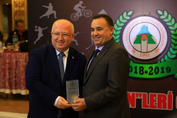 Menteşeli sporculara ASKF’den yılın sporcusu ödülü