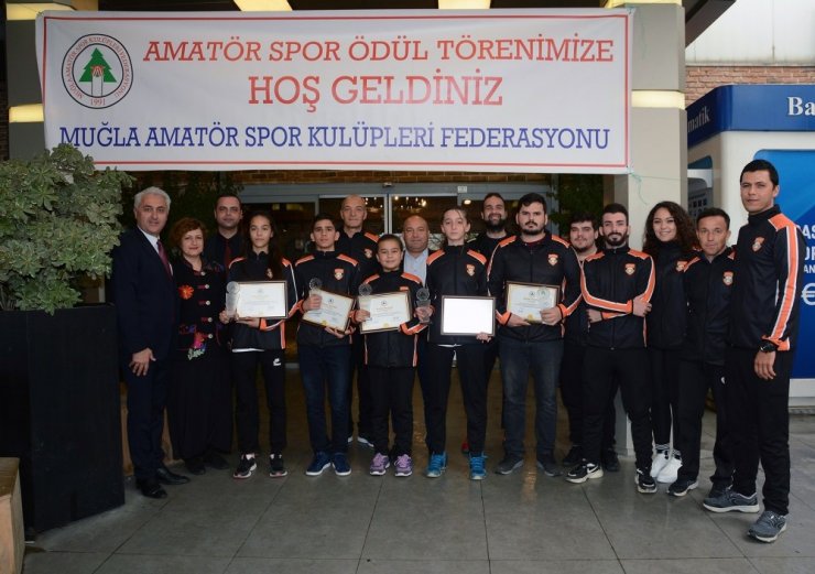 Menteşeli sporculara ASKF’den yılın sporcusu ödülü