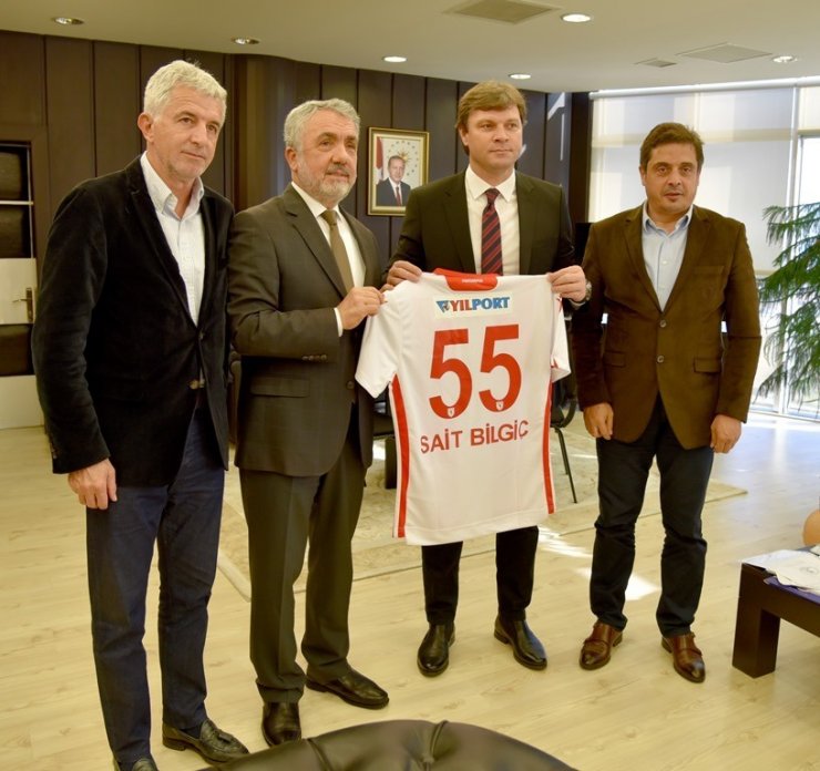Ertuğrul Sağlam 25 yıl sonra OMÜ’de