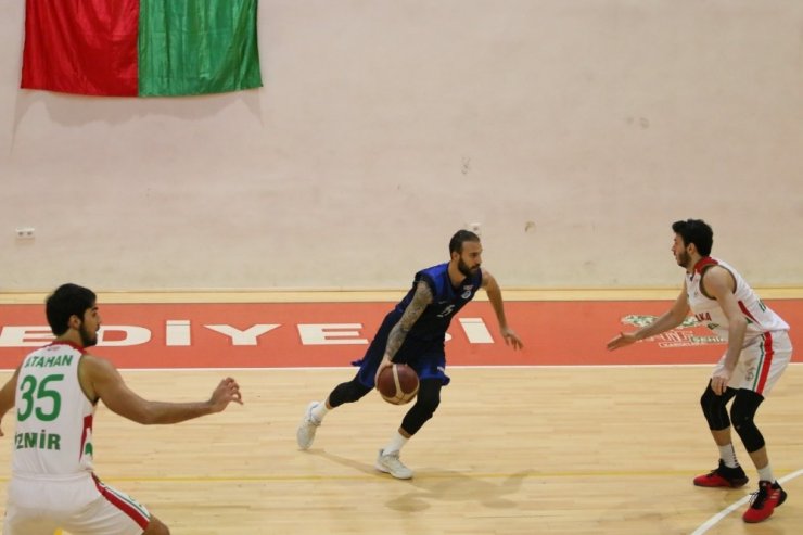 Kağıtspor’un devlerinden kritik galibiyet