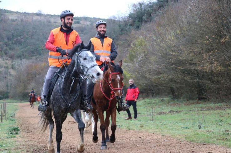 Türk uygarlıklarının haber teşkilatı ulaklar atlı sporlara ilham verdi