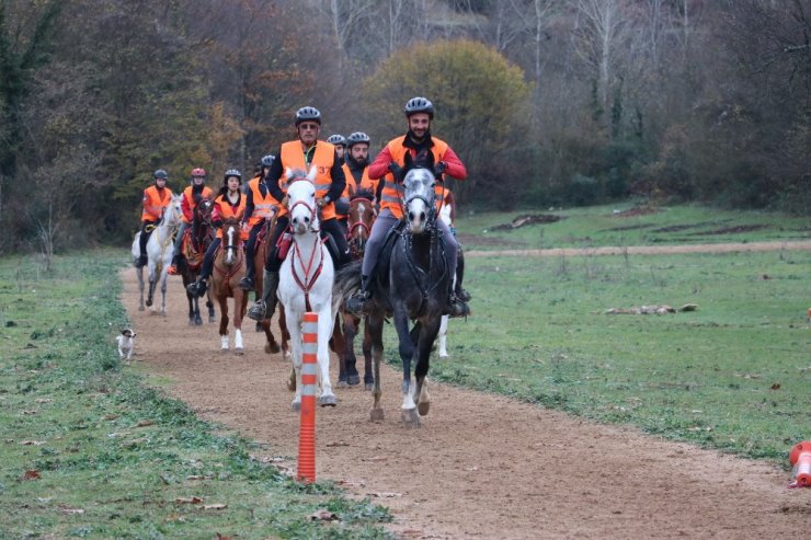 Türk uygarlıklarının haber teşkilatı ulaklar atlı sporlara ilham verdi