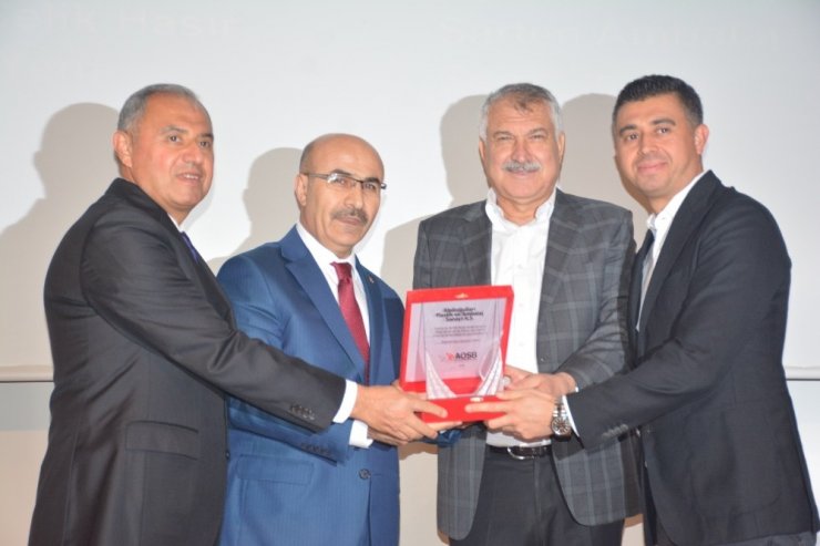AOSB’nin "Parlayan Yıldızları" ödüllendirildi