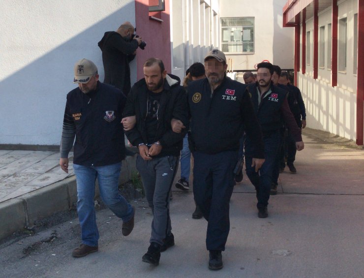 Adana'daki DEAŞ operasyonunda bir kişi tutuklandı, 5 kişi sınır dışı edildi