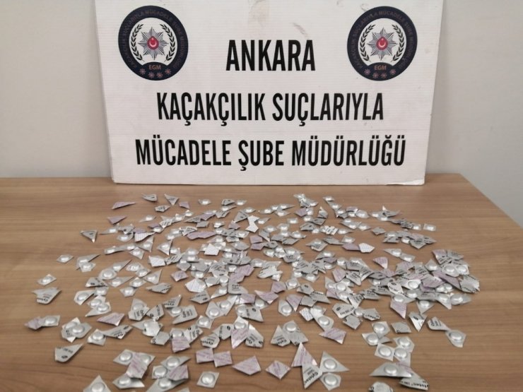 Başkentte 300 adet yasaklı doğum kontrol hapı ele geçirildi