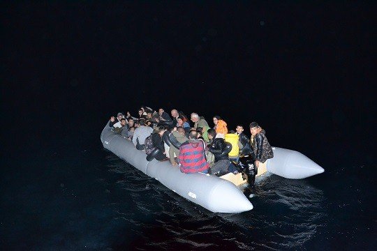 Kuşadası’nda 47 düzensiz göçmen yakalandı