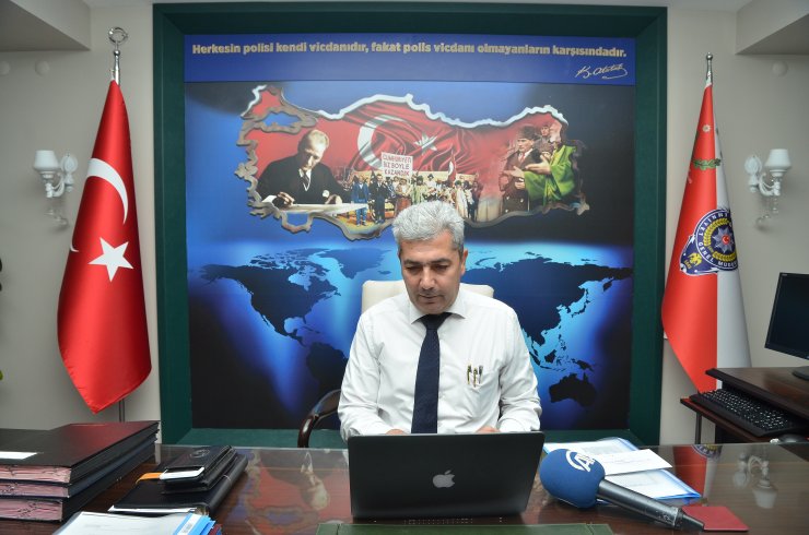 Çorum Emniyet Müdürü Gülser, AA'nın "Yılın Fotoğrafları" oylamasına katıldı