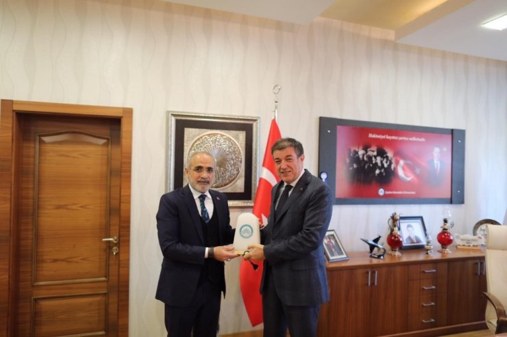 Cumhurbaşkanı Başdanışmanı Topçu: