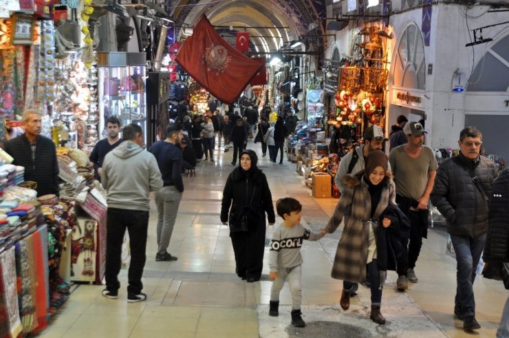 Dünyanın en eski çarşısı yılda 45 milyon ziyaretçi ağırlıyor