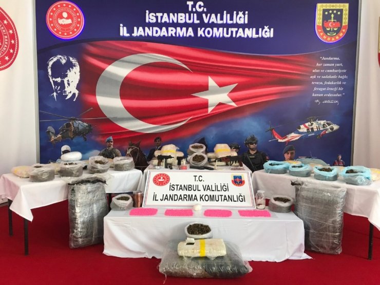 Jandarmadan 290 kiloluk uyuşturucu operasyonu